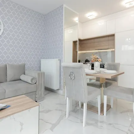 Cosy Apartment On Wola Goleszowska By Noclegi Renters Warszawa Zewnętrze zdjęcie